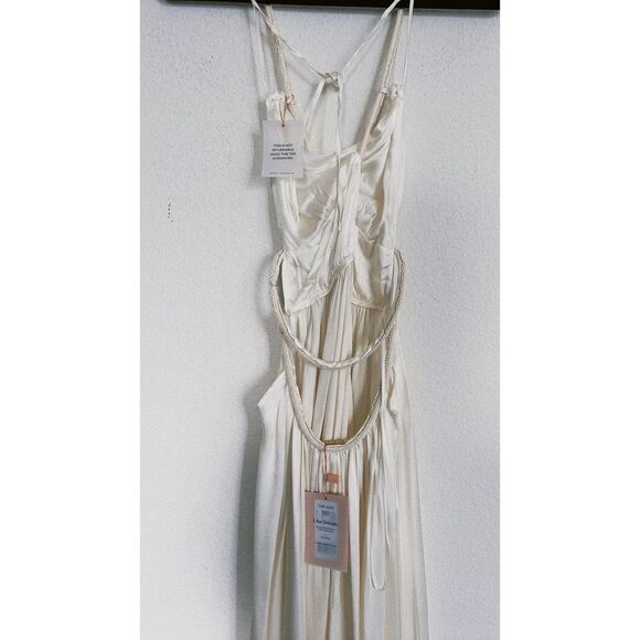 Cult Gaia Silk Salee open-back gown white US8 - Picture 9 of 12